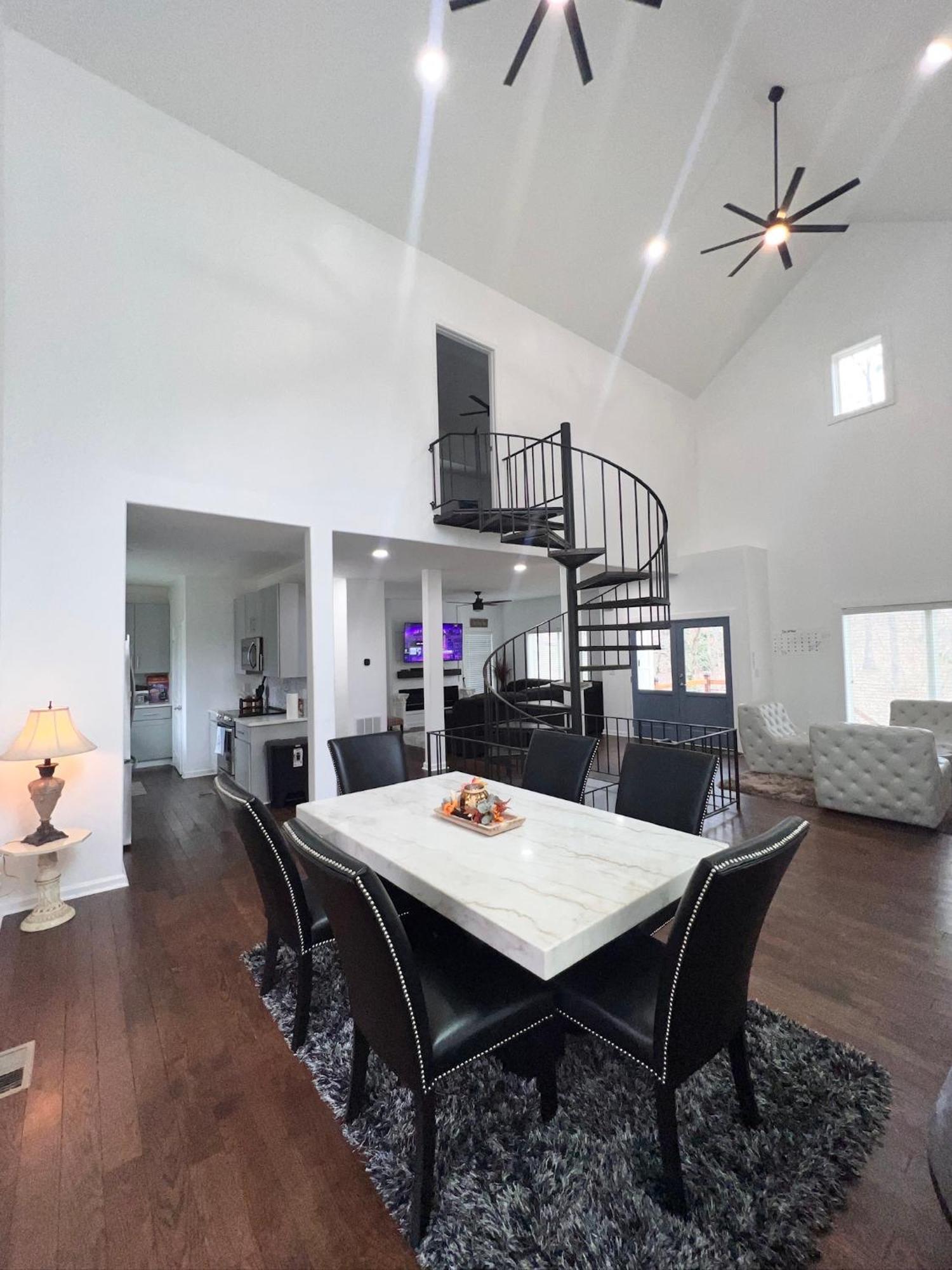 The Getaway House Atl Budget Room แคร์รอลตัน ภายนอก รูปภาพ